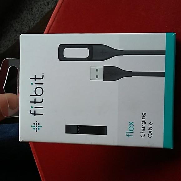 Fitbit Flex Charging Cable and Band - Picture 2 of 4